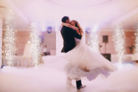 10  Δημιουργικές Ιδέες για την Πίστα Χορού του Γάμου σας style=