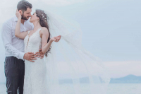 Γιάννης - Αλεξάνδρα: Γάμος σε λευκά χρώματα
